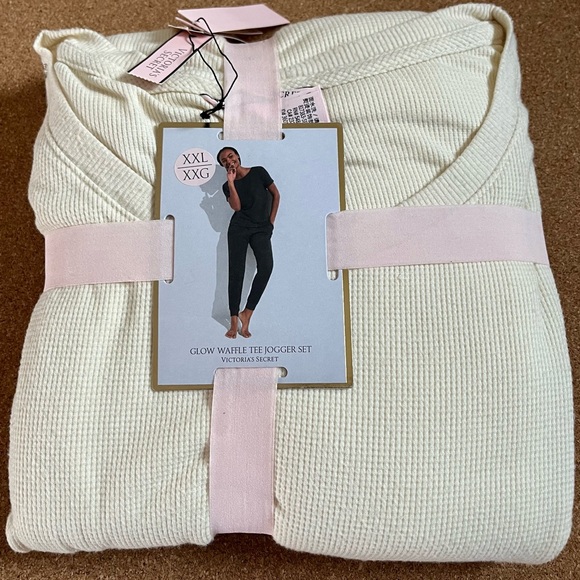 New Victoria’s Secret pajama set glow waffle jogger light beige XXL - Picture 1 of 2